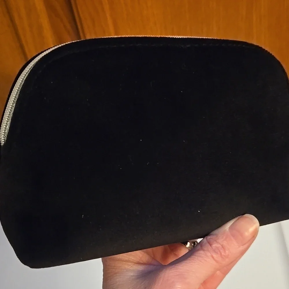 DIOR pouch & box NEW